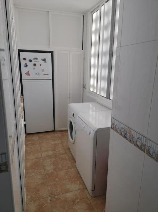 Piso En La Costilla-rota Rota